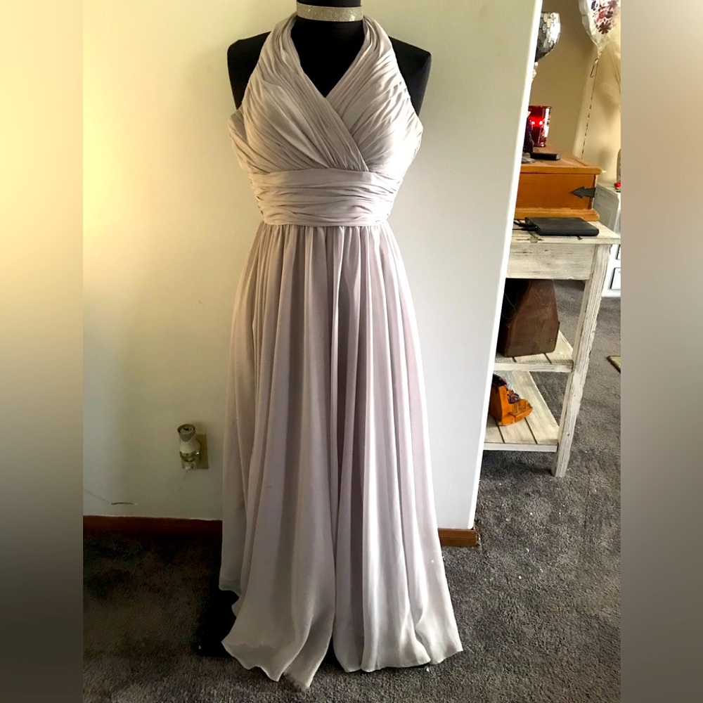 CHRISTIES COLLECTION Women’s Style Ruched Top Halter Dress  Lt Gray Sz2